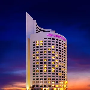 Hotel Crowne Plaza Oryapark By Ihg, Istambul